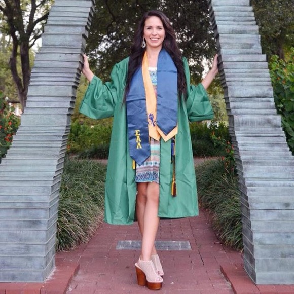 Meet your Posher, Veronica - Picture 1 of 1